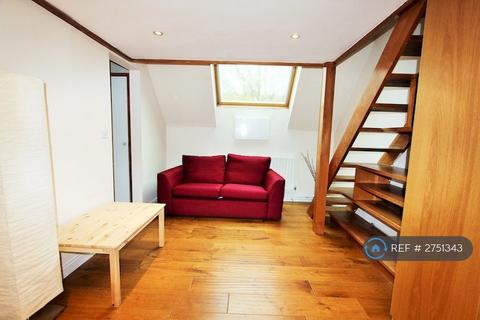 undefined, Capstan Way, London, SE16