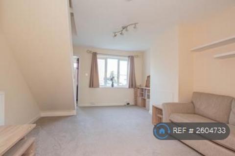 2 bedroom terraced house to rent, Northwold Avenue, West Bridgford, Nottingham, NG2