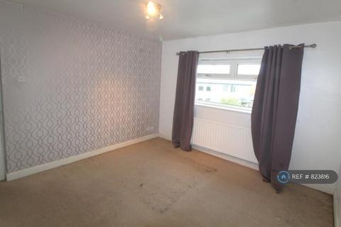 3 bedroom semi-detached house to rent, Cunningham Grove, Burnley, BB12