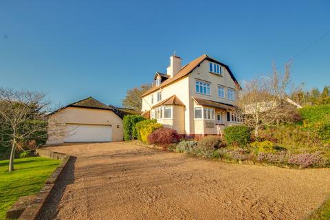 5 bedroom detached house for sale, Lucastes Avenue, Haywards Heath, RH16