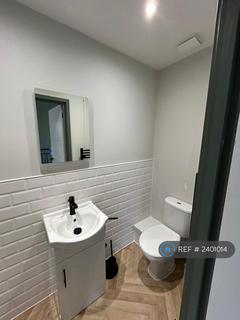 1 bedroom in a house share to rent, Carlisle Street, Cardiff, CF24