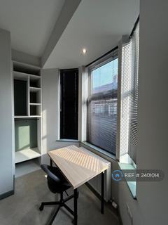 1 bedroom in a house share to rent, Carlisle Street, Cardiff, CF24
