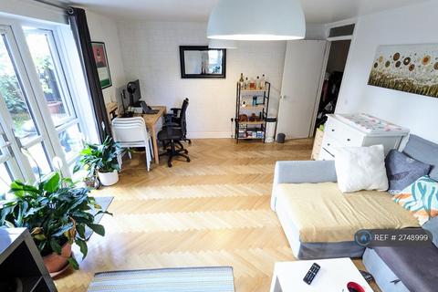 1 bedroom flat to rent, Lupino Court, London, SE11