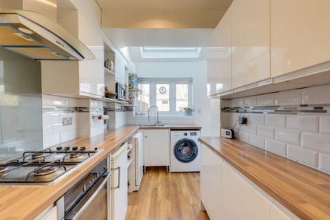 4 bedroom terraced house for sale, South Park Crescent, Catford, SE6
