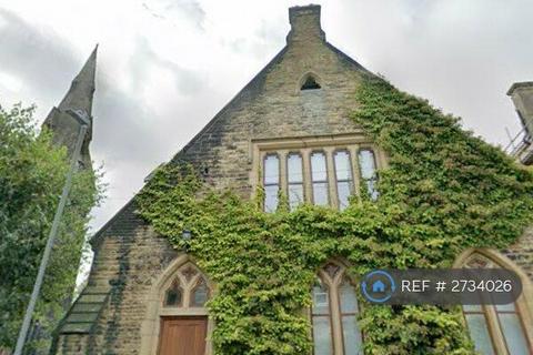 1 bedroom in a house share to rent, West Park Street, Dewsbury, WF13