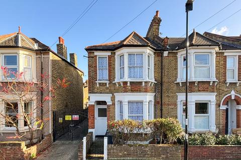 Rathfern Road, Catford, SE6