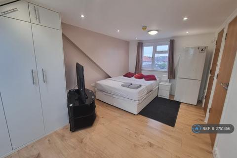 undefined, Great West Road, Hounslow, TW5