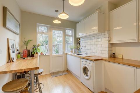 1 bedroom flat for sale, Glenwood Road, Catford, SE6