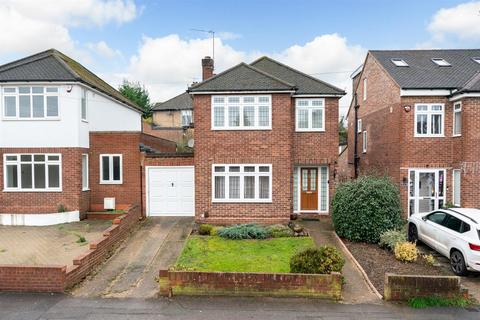 3 bedroom detached house for sale, Links Way, Croxley Green, Rickmansworth