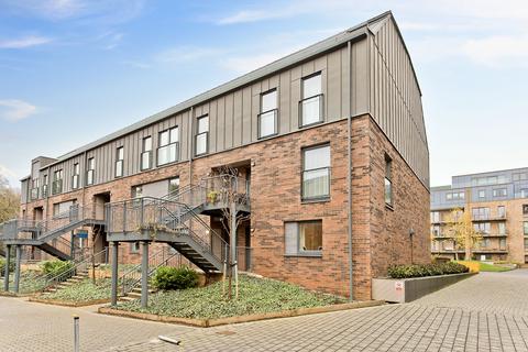 3 bedroom duplex for sale, 10 Hughes Close, Canonmills, Edinburgh, EH7 4FU