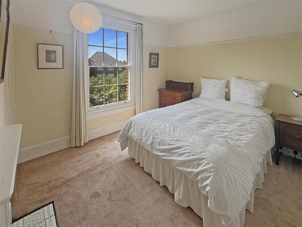 Bed8f80f3c57e6d28d0303b4fda40f725dcf39e8.jpg