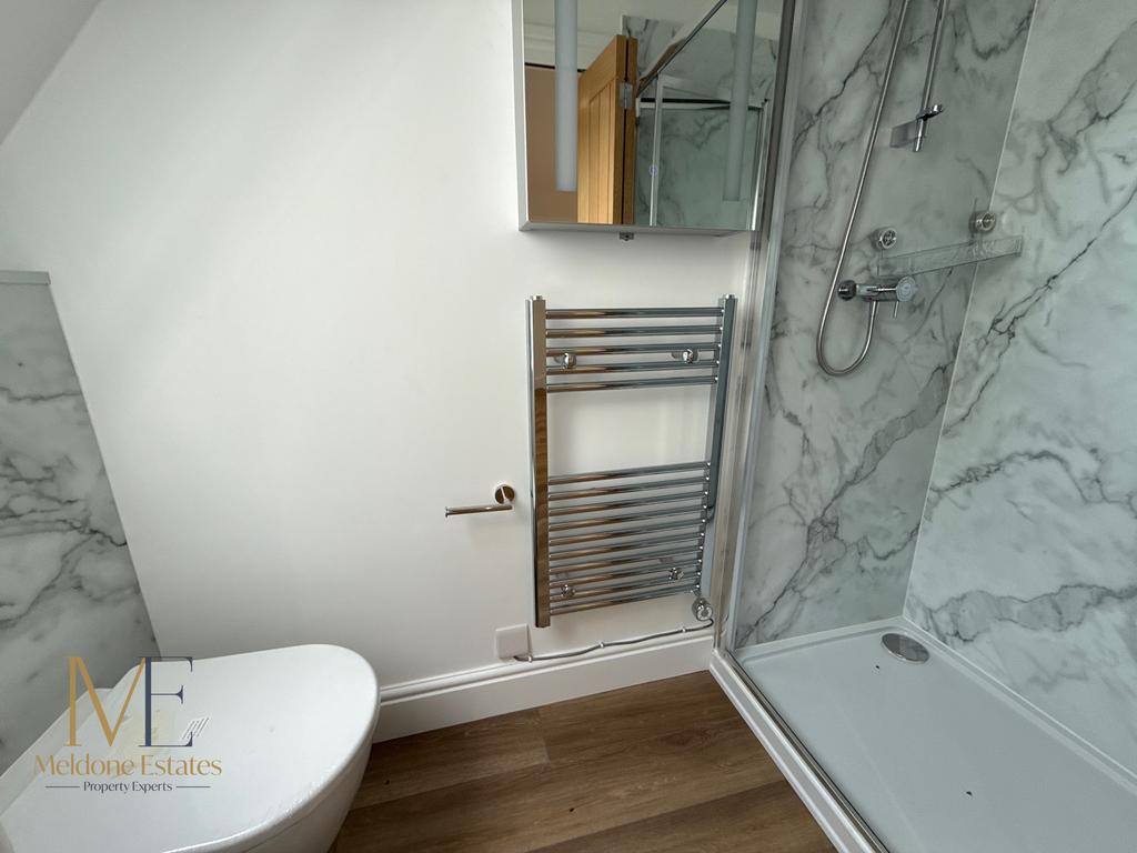 Shower room - 2.jpeg