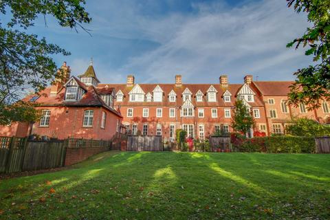 Bolnore Road, Haywards Heath, RH16