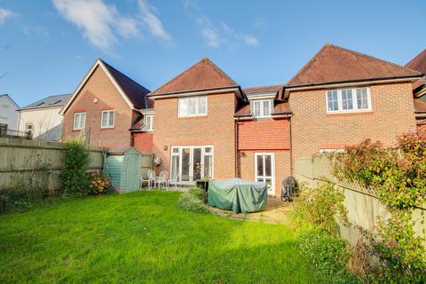 3 bedroom link detached house for sale, Renfields, Haywards Heath, RH16