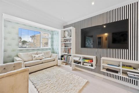 4 bedroom detached house for sale, Russell Drive, Bedford MK45