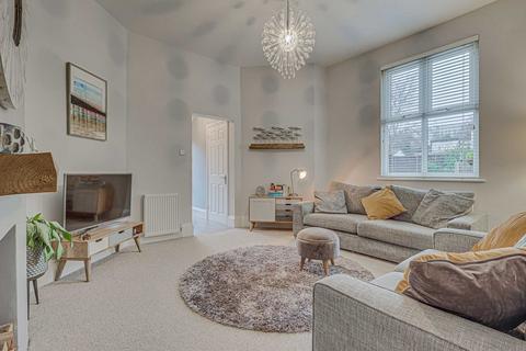 1 bedroom apartment for sale, Cobham Road, Westcliff-on-sea, SS0