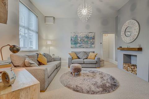 1 bedroom apartment for sale, Cobham Road, Westcliff-on-sea, SS0