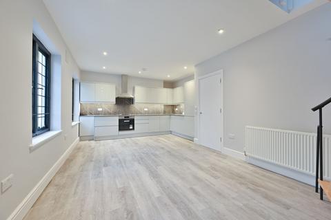 2 bedroom duplex to rent, High Street, Watford, WD17