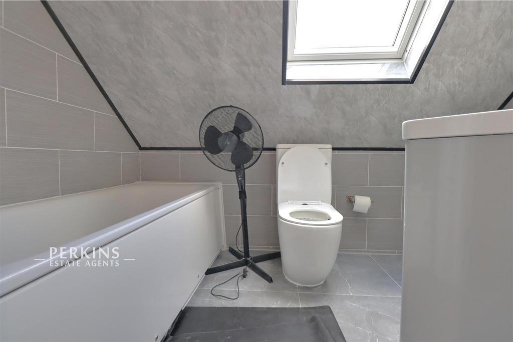 BATH 2.jpg