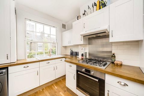 2 bedroom flat for sale, Freedom Street, London SW11