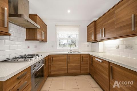 4 bedroom detached house for sale, Wood View Mews, Romford, RM1