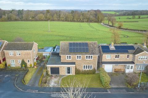 3 bedroom detached house for sale, Strollers Way, Newmarket CB8