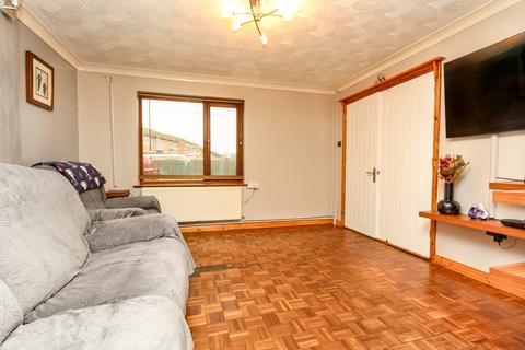 3 bedroom terraced house for sale, Cowper Road, Wellingborough NN8