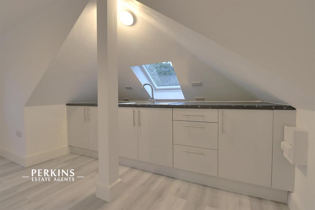 Kitchen - room 5.jpg
