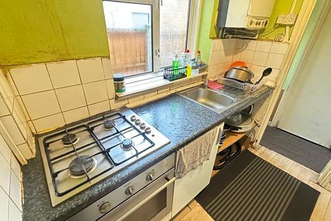 undefined, Myrtle Road, Hounslow