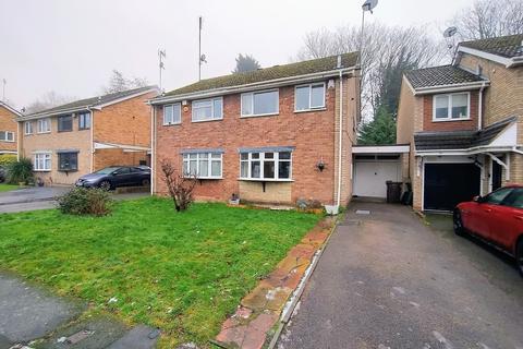 3 bedroom semi-detached house to rent, Corve Gardens, Wolverhampton WV6