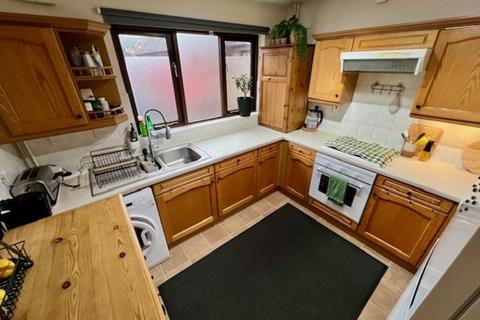 3 bedroom terraced house to rent, Barley Court, Saffron Walden