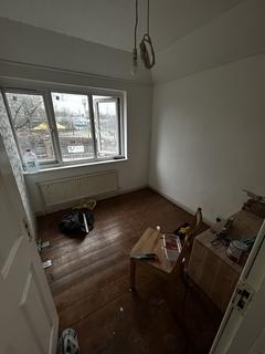 undefined, LONG DRIVE, London W3