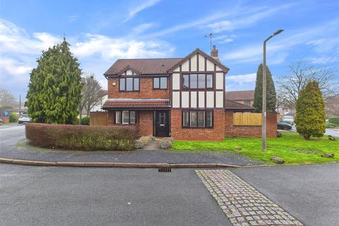 4 bedroom detached house for sale, Eliot Close, Armitage, Rugeley