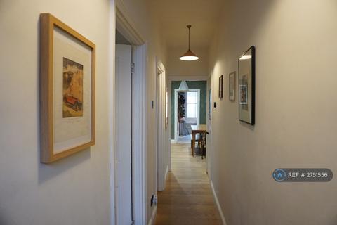 2 bedroom maisonette to rent, Francis Road, London, E10