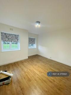 3 bedroom flat to rent, Burnham Court, London, NW4