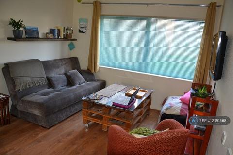 1 bedroom flat to rent, Silverdale Avenue, Coton, Cambridge, CB23