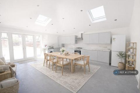 undefined, Carlyle Road, London, E12