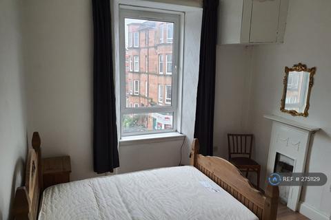 2 bedroom flat to rent, Wood St, Glasgow, G31