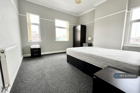 1 bedroom in a house share to rent - Sturgess Street, Stoke-On-Trent, ST4