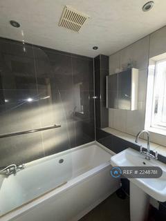 1 bedroom in a flat share to rent, St Hugh's Rd, London, SE20