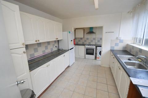4 bedroom terraced house to rent - Keir Hardie Way, Barking