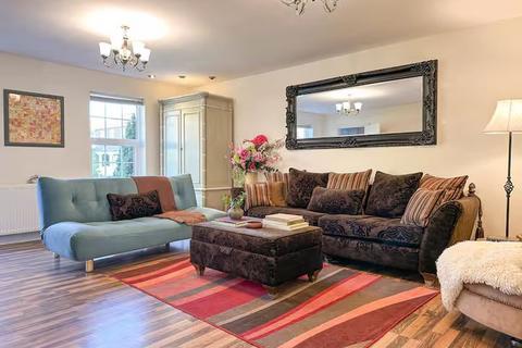 3 bedroom detached house to rent, Harkness Drive, Canterbury