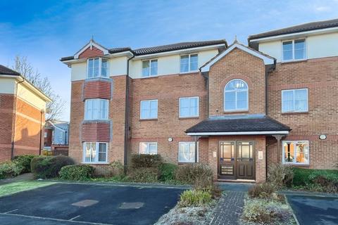 2 bedroom apartment for sale, Birchgrove Close, Over Hulton