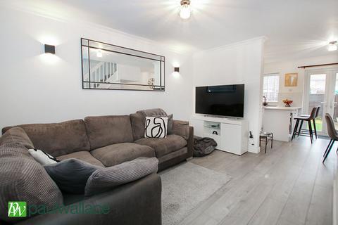 undefined, The Canadas, Turnford