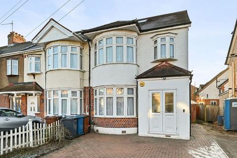 4 bedroom end of terrace house for sale, Beaumont Avenue, North Harrow
