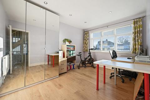 4 bedroom end of terrace house for sale, Beaumont Avenue, North Harrow