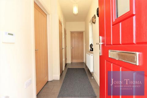 undefined, Orchard Way, Chigwell IG7