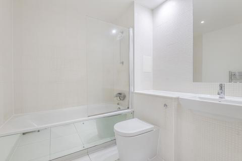 2 bedroom flat to rent, Peckham Grove London SE15