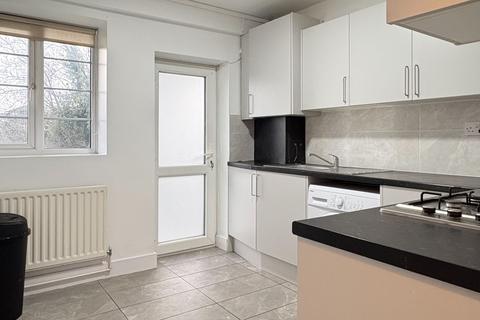2 bedroom apartment to rent, Rosebank Way, Acton, London W3
