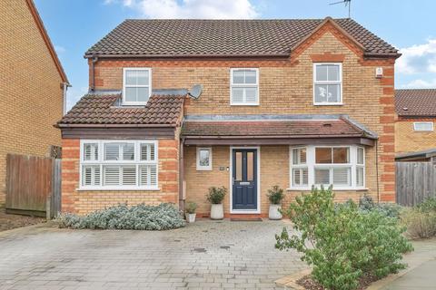 4 bedroom detached house for sale - Woodside Way, St. Ives PE27